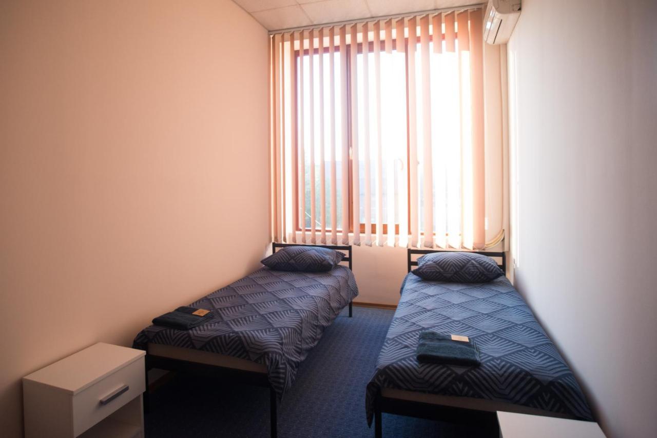 Si-Yo Hostel Uzjhorod Exteriör bild