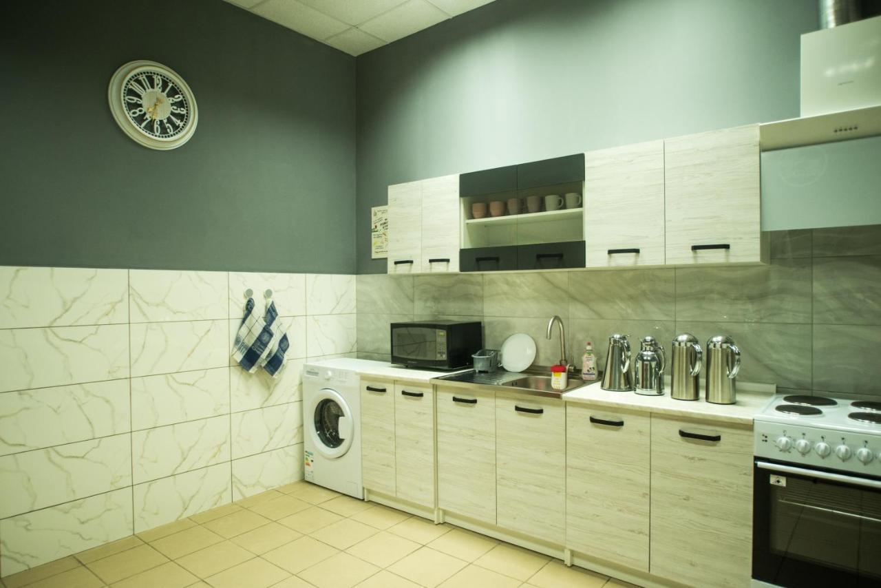 Si-Yo Hostel Uzjhorod Exteriör bild