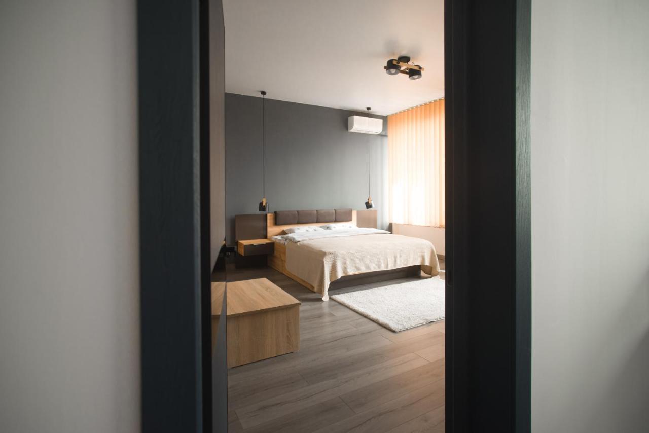 Si-Yo Hostel Uzjhorod Exteriör bild